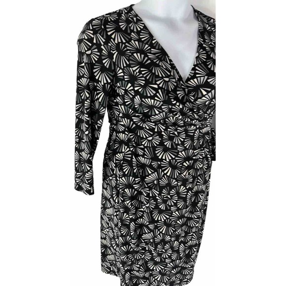 Anne Klein Size Small Black Gray‎ Faux Wrap Dress Geometric Body Con Career - Picture 2 of 11